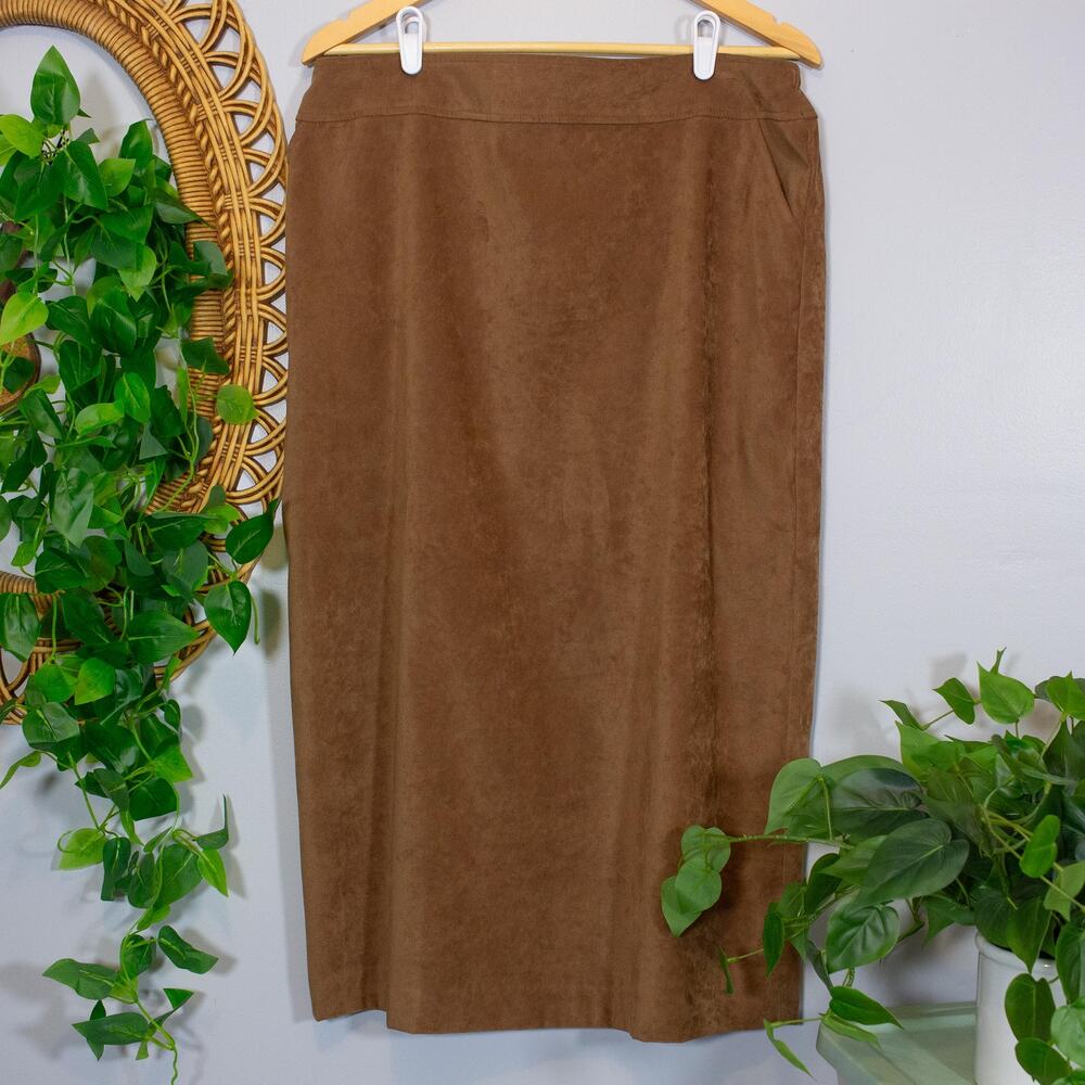 VTG Faux Suede Camel Pencil Skirt Plus Size Workwear | Soft Autumn
